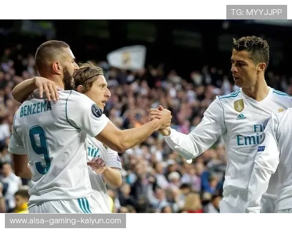 皇马中前场结合更为紧密,推进选项更多样 皇马中前场结合更为紧密,推进选项更多样