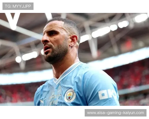 曼城通过压迫逼抢形成中场优势,沃克前插充满能量