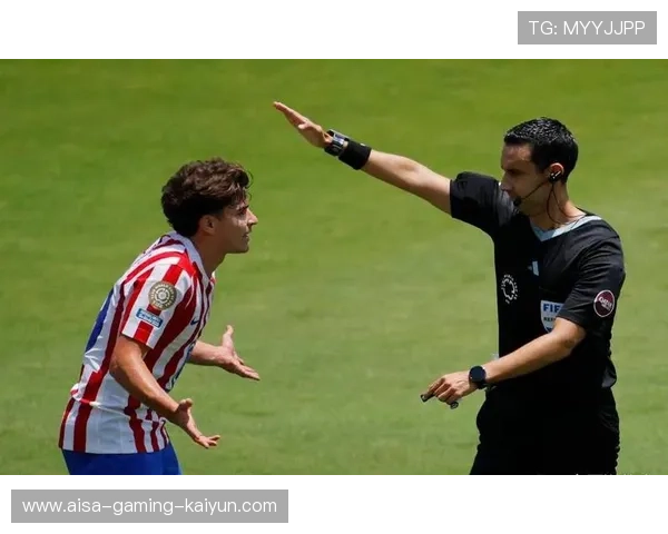 足球欧冠前场抢断制造单刀：决胜瞬间的技战术魅力