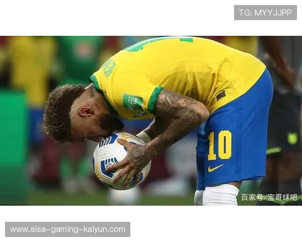 内马尔贴地传球精确找到直插点,巴西形成高压攻势 内马尔贴地传球精确找到直插点,巴西形成高压攻势